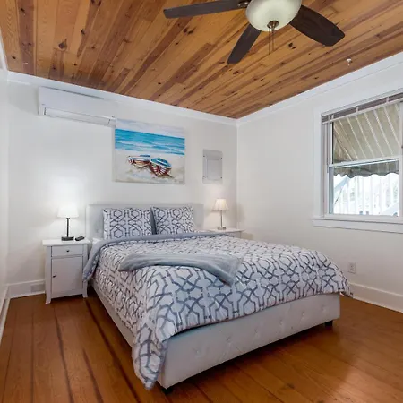 201A Downtown 2Br Near Boardwalk And Beach
